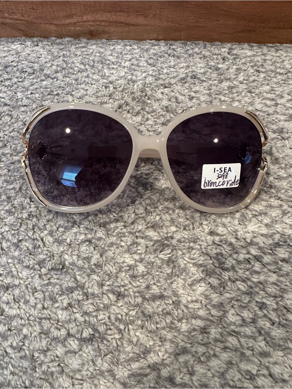 Oversized Taupe Sunglasses Gold Accent Frame UV400 Brand New with Tags